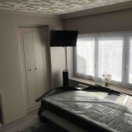 Maison Avec Jacuzzi Privatif Cambrai Esterno foto